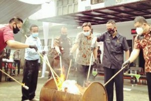 Pemusnahan Barbuk obat terlarang.